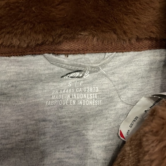 Aerie Faux Fur Teddy brown jacket size small SHIPS SAME DAYl - Picture 3 of 8